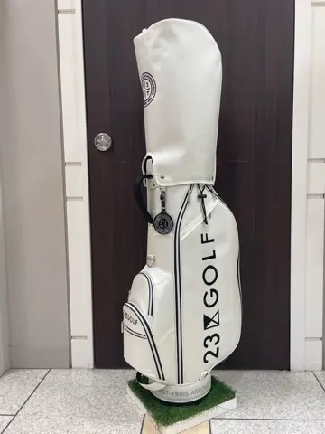 23区GOLF 藤田 コーディネート画像