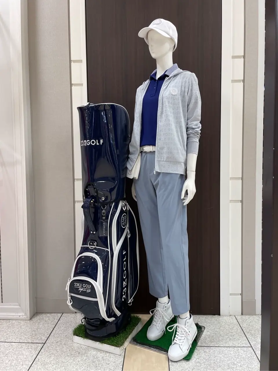 23区GOLF 藤田 コーディネート画像