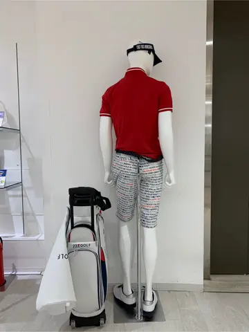 23区GOLF 松屋スタッフ コーディネート画像