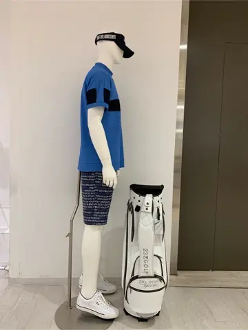 23区GOLF 松屋スタッフ コーディネート画像