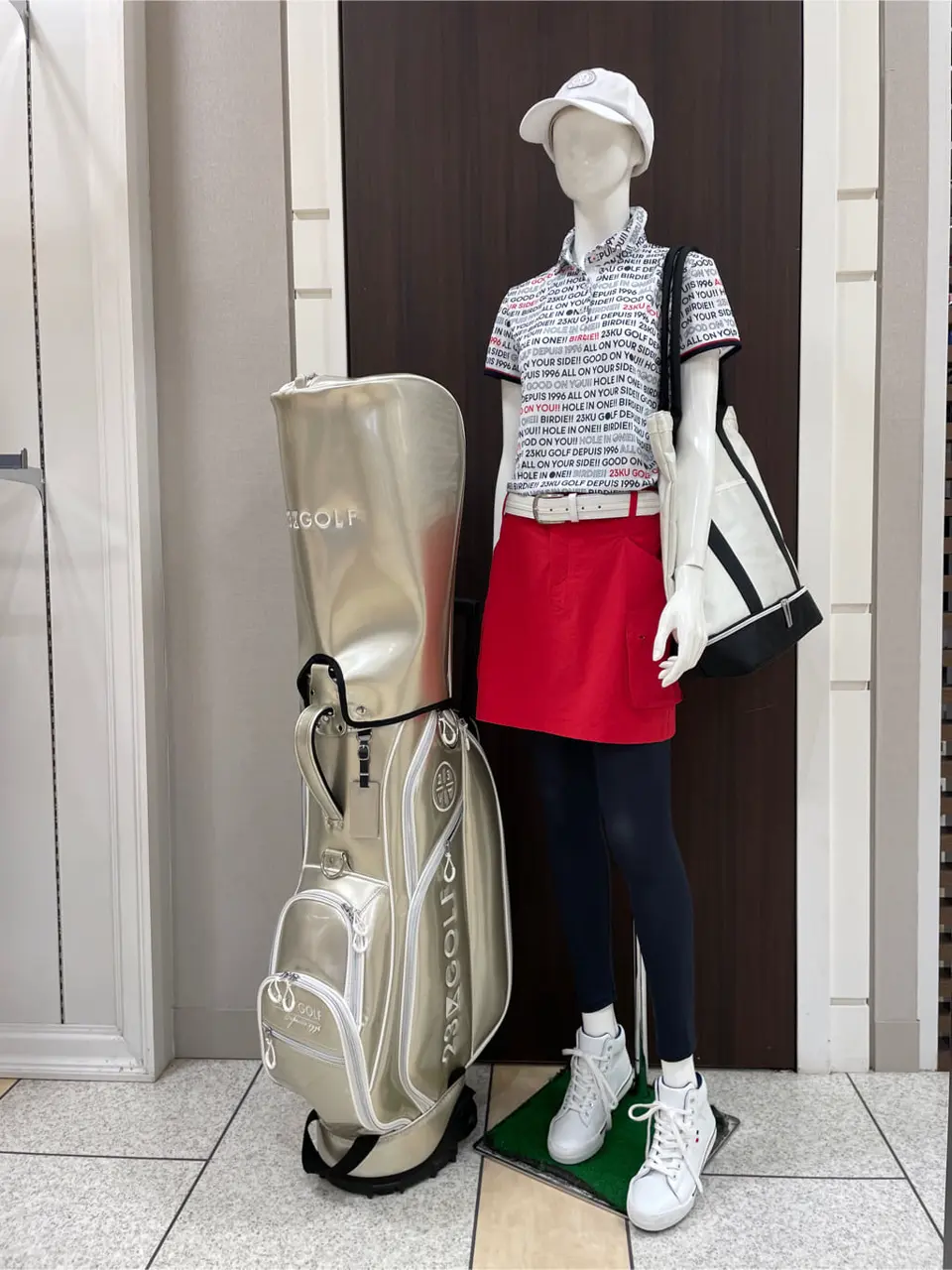 23区GOLF 藤田 コーディネート画像