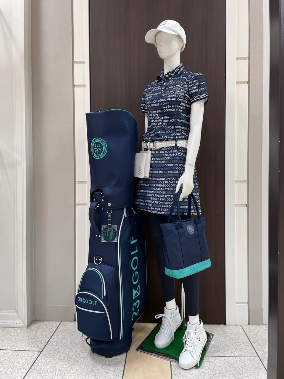 23区GOLF 藤田 コーディネート画像