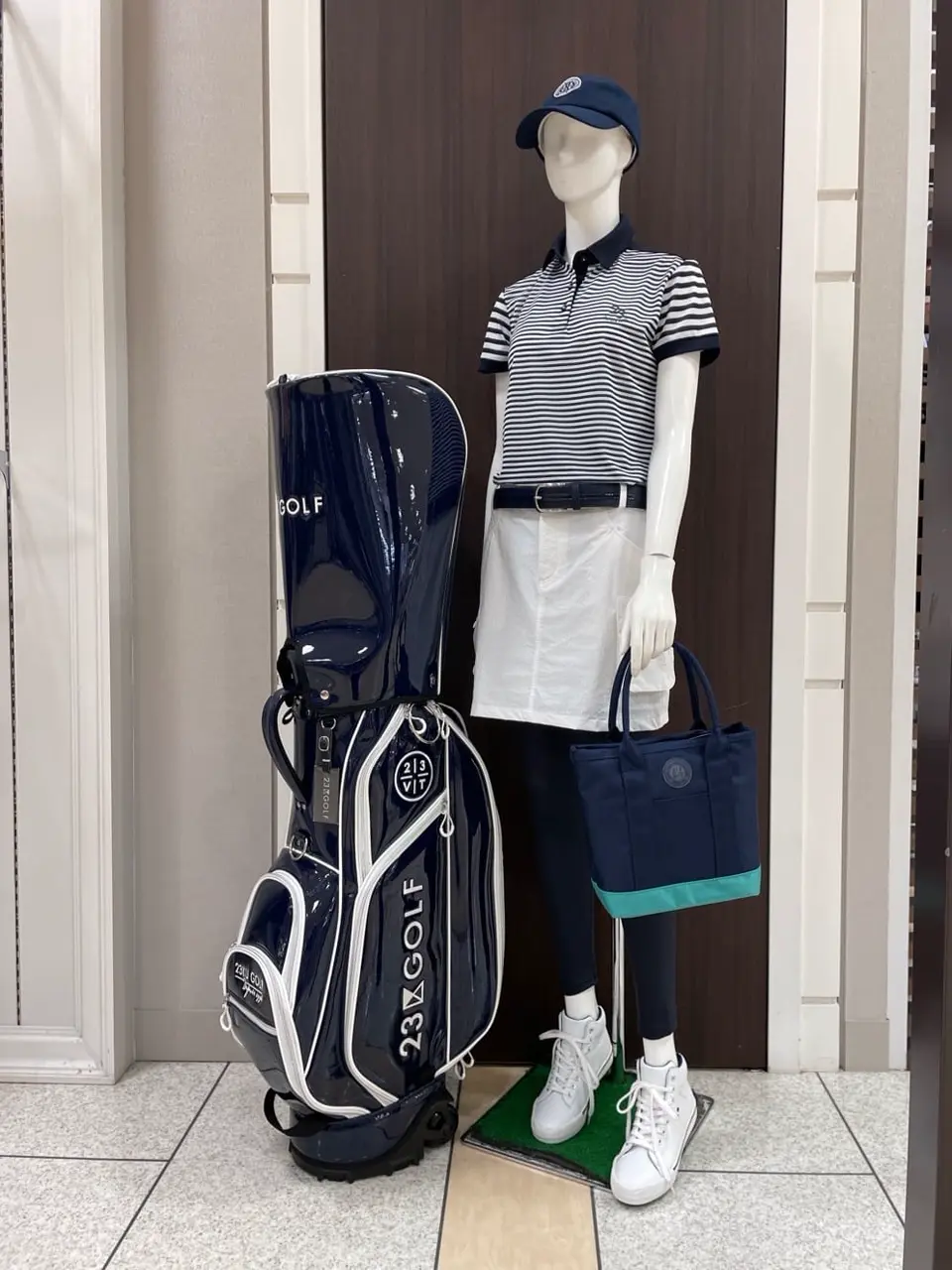 23区GOLF 藤田 コーディネート画像