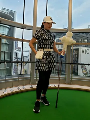 23区GOLF 堀江 コーディネート画像