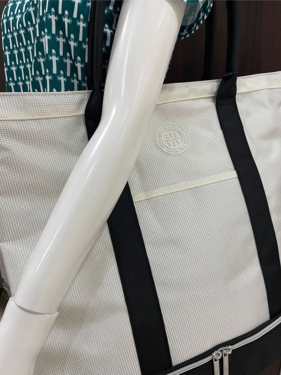 23区GOLF 藤田 コーディネート画像