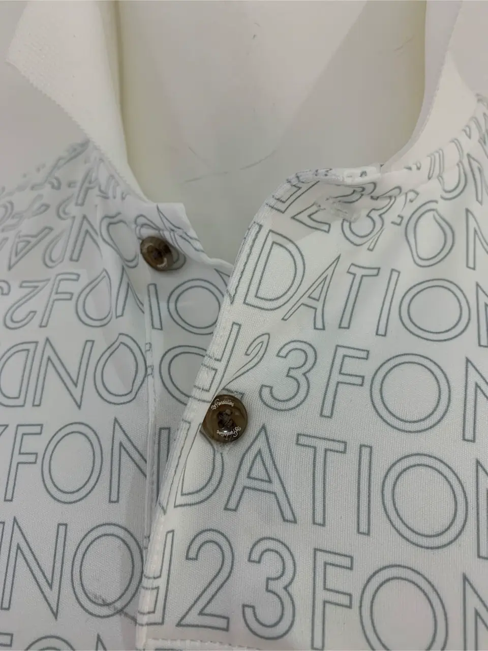 23区GOLF 松屋スタッフ コーディネート画像