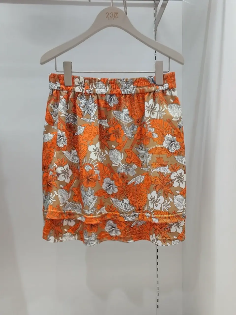 23区GOLF スタッフ コーディネート画像