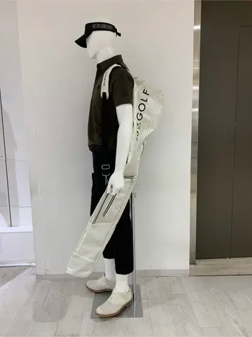 23区GOLF 松屋スタッフ コーディネート画像