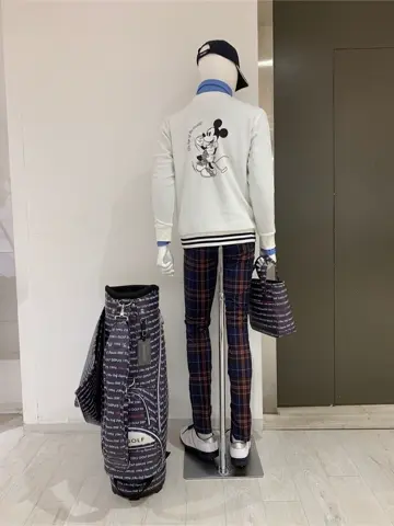 23区GOLF 松屋スタッフ コーディネート画像