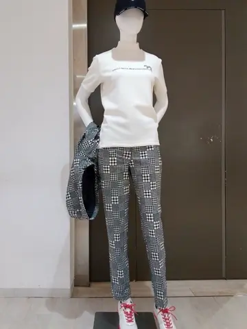 23区GOLF スタッフ コーディネート画像