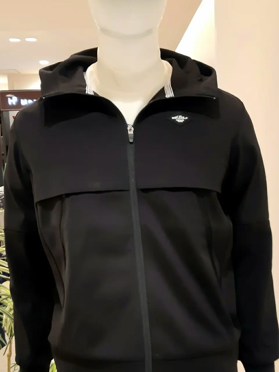 23区GOLF 磯島 コーディネート画像