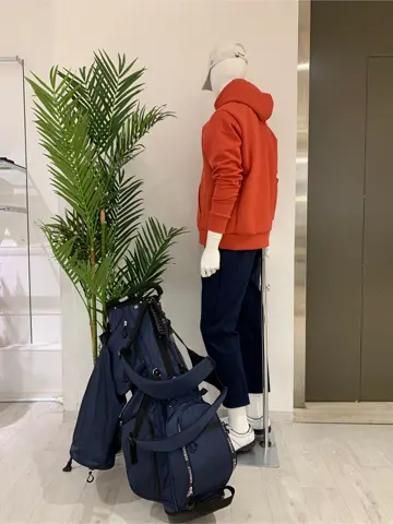 23区GOLF 松屋スタッフ コーディネート画像