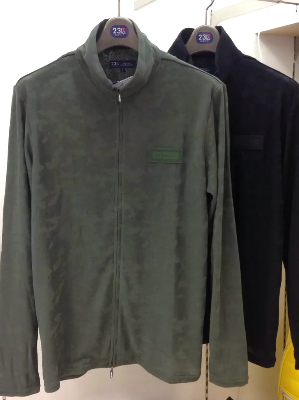 23区GOLF 松屋スタッフ コーディネート画像