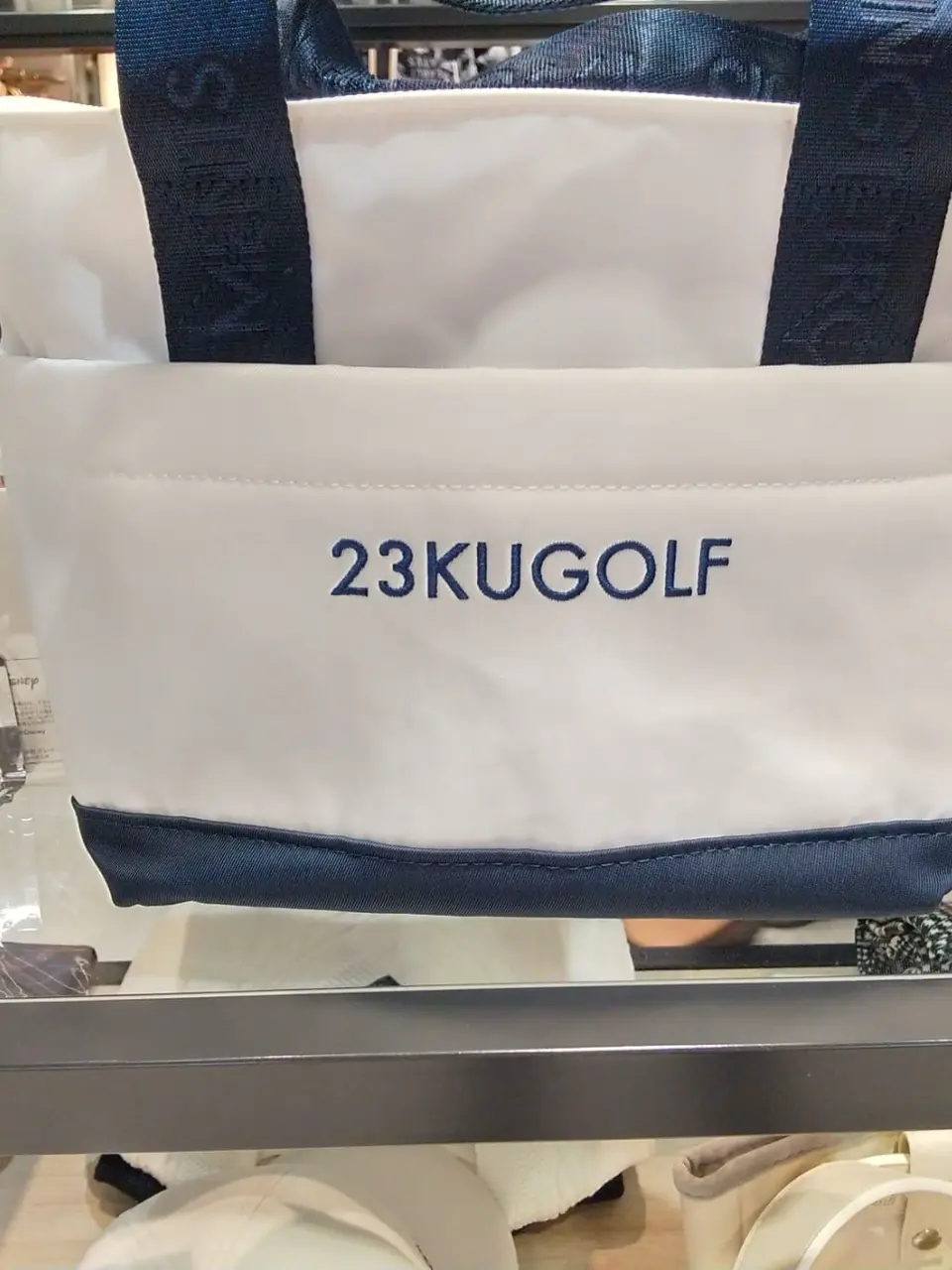 23区GOLF スタッフ コーディネート画像