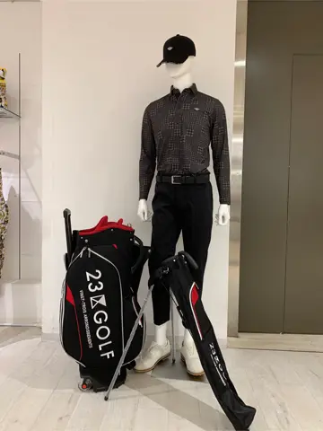 23区GOLF 松屋スタッフ コーディネート画像
