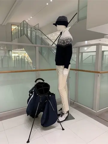 23区GOLF 松屋スタッフ コーディネート画像