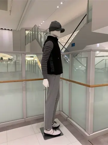 23区GOLF 松屋スタッフ コーディネート画像