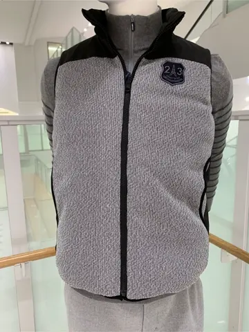 23区GOLF 松屋スタッフ コーディネート画像