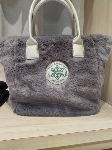 23区GOLF スタッフ コーディネート画像