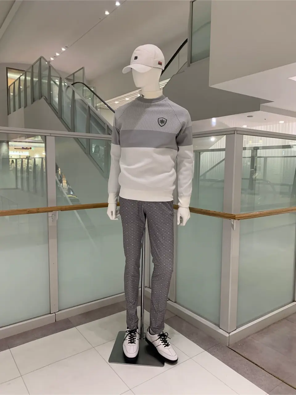  松屋スタッフ コーディネート画像