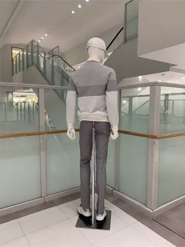 23区GOLF 松屋スタッフ コーディネート画像