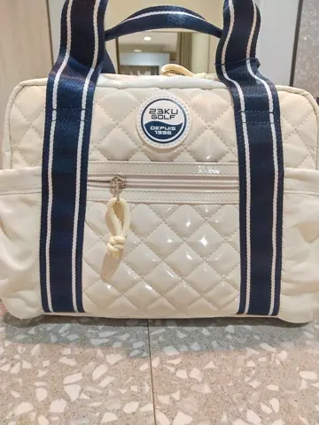 23区GOLF スタッフ コーディネート画像