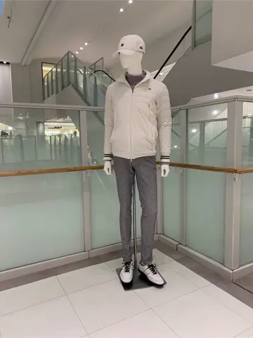 23区GOLF 松屋スタッフ コーディネート画像