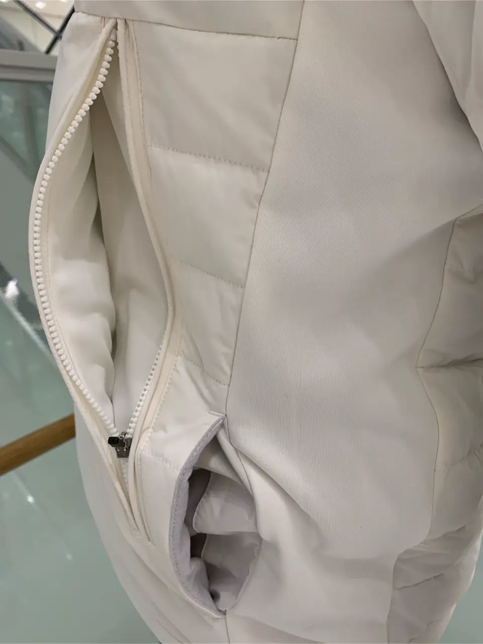 23区GOLF 松屋スタッフ コーディネート画像