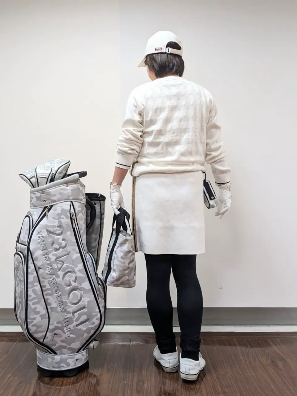 23区GOLF 市川真理子 コーディネート画像