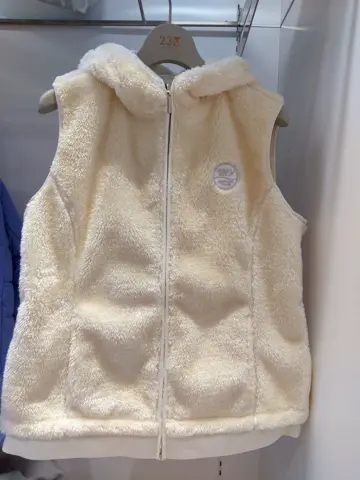 23区GOLF スタッフ コーディネート画像