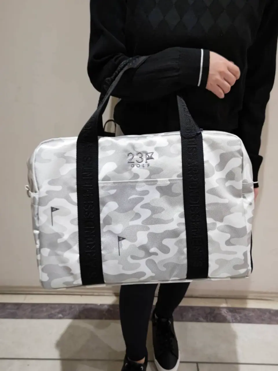 23区GOLF 林 コーディネート画像