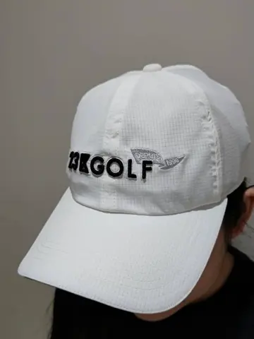 23区GOLF 林 コーディネート画像