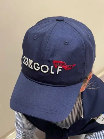 23区GOLF 藤田 コーディネート画像