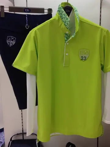23区GOLF 松屋スタッフ コーディネート画像