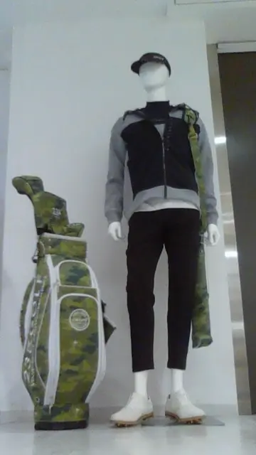 23区GOLF 松屋スタッフ コーディネート画像