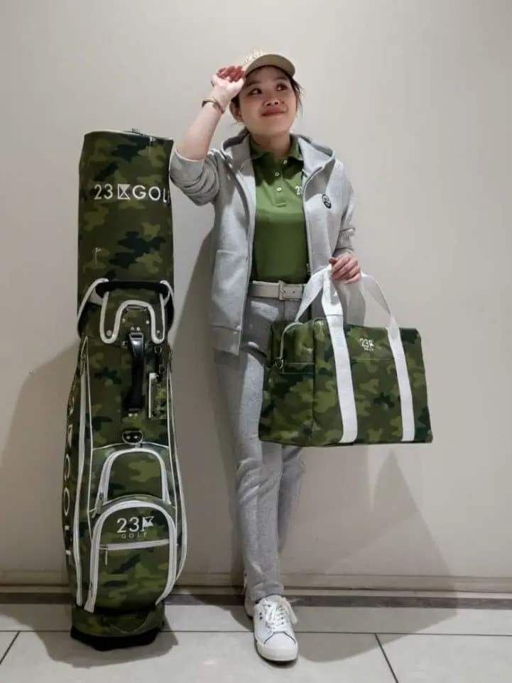 23区GOLF 林 コーディネート画像