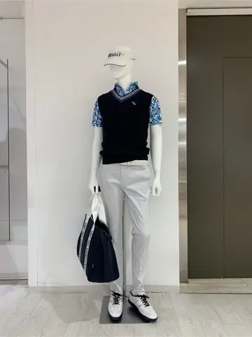 23区GOLF 松屋スタッフ コーディネート画像