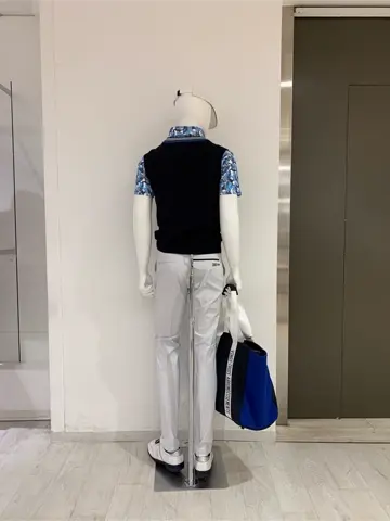 23区GOLF 松屋スタッフ コーディネート画像