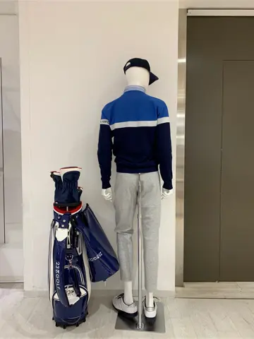 23区GOLF 松屋スタッフ コーディネート画像