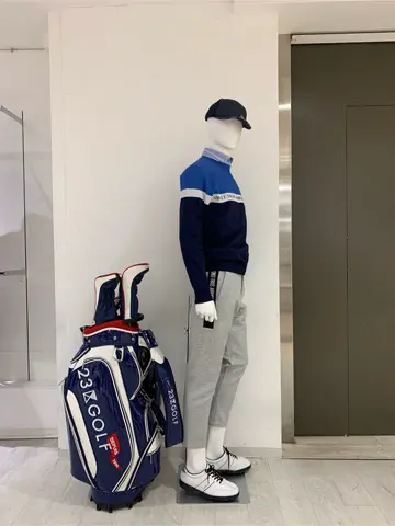 23区GOLF 松屋スタッフ コーディネート画像