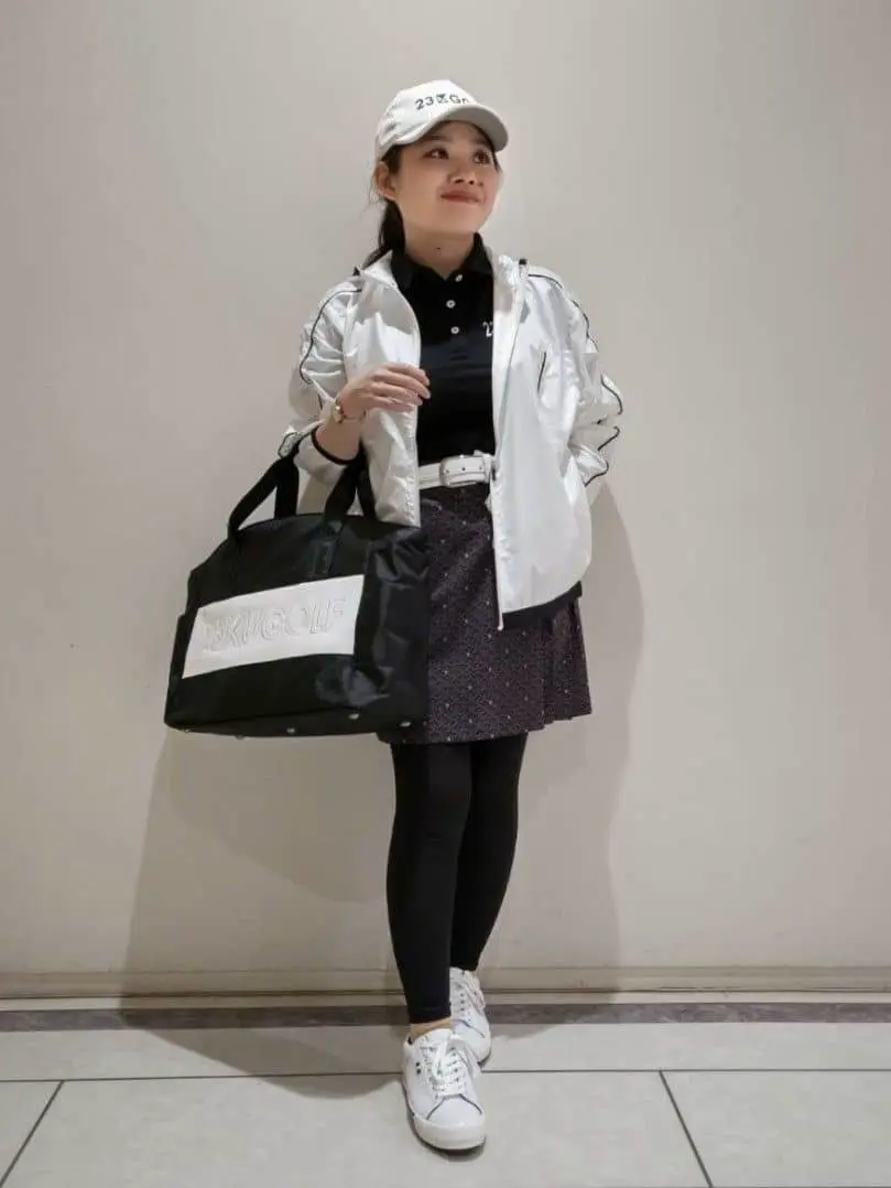 23区GOLF 林 コーディネート画像