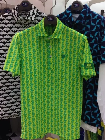 23区GOLF 松屋スタッフ コーディネート画像