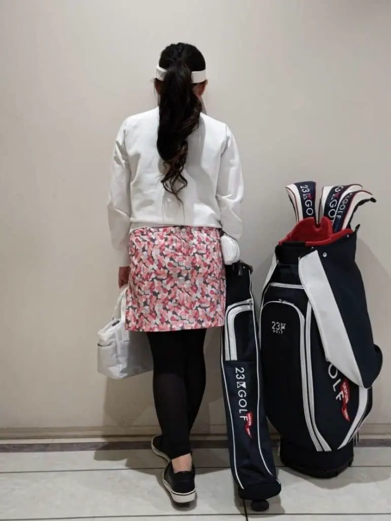 23区GOLF 林 コーディネート画像