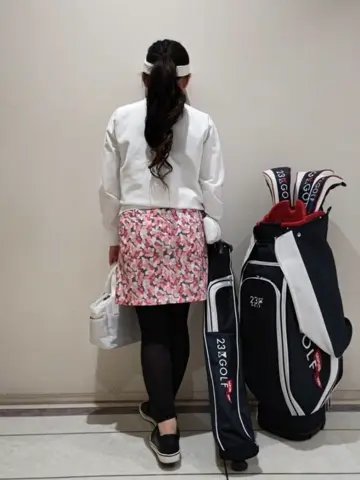23区GOLF 林 コーディネート画像