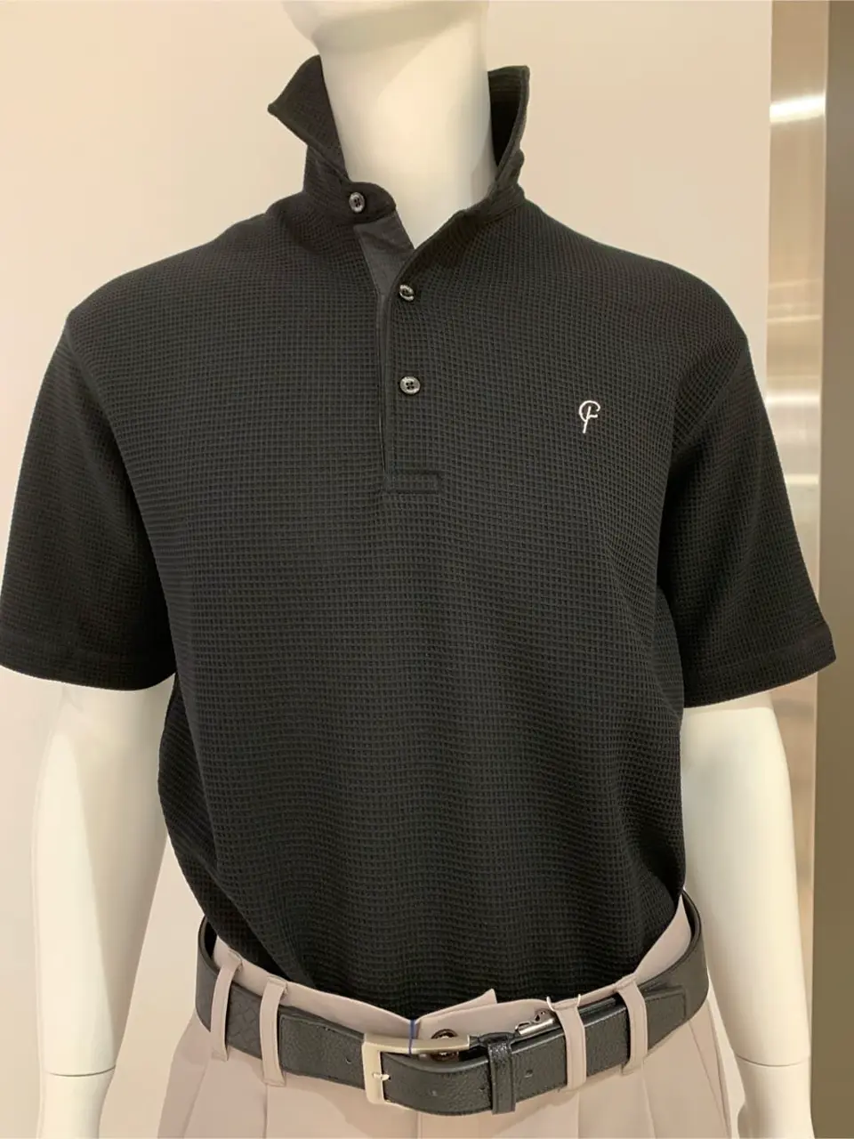 23区GOLF 松屋スタッフ コーディネート画像