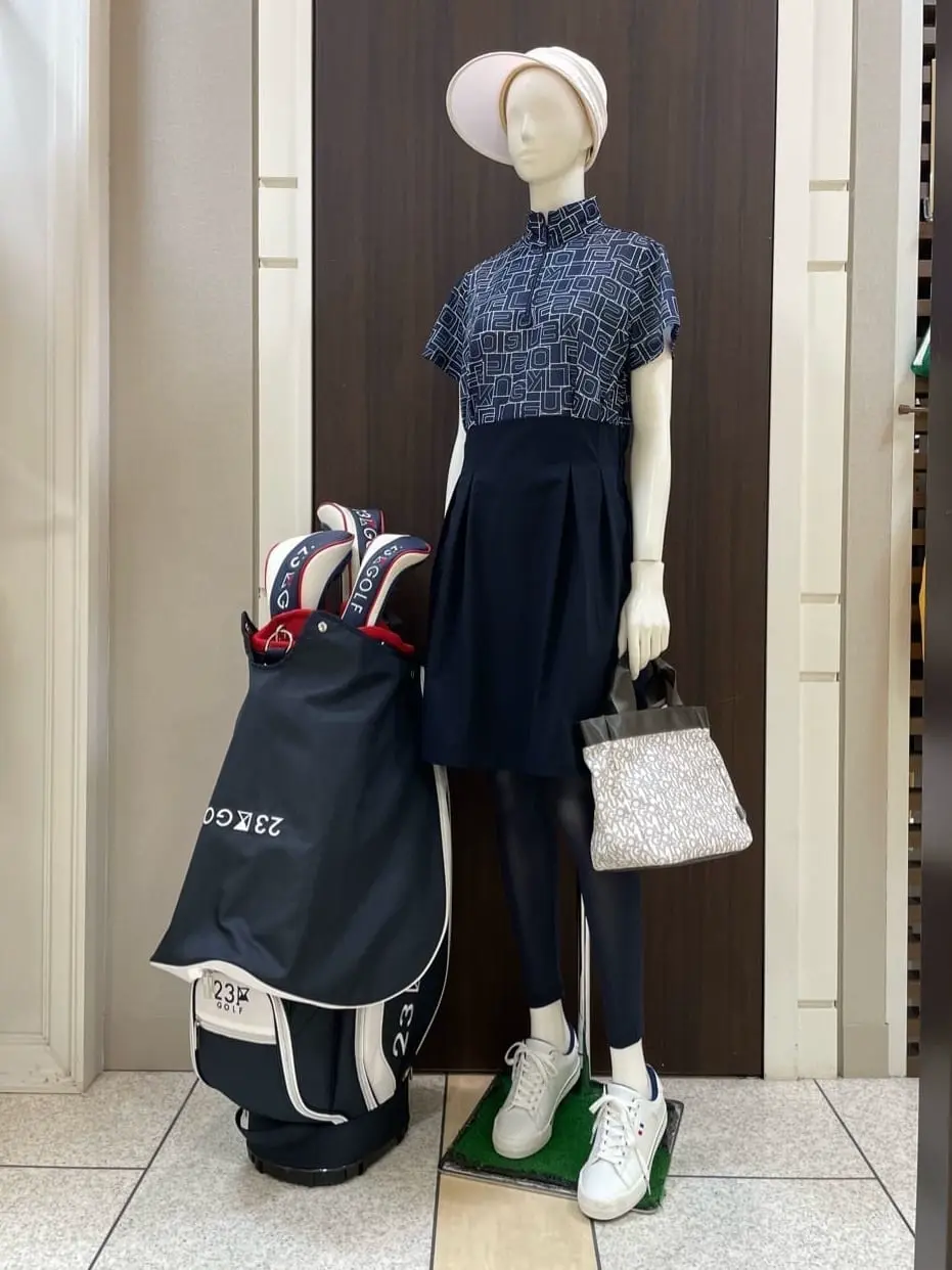 23区GOLF 藤田 コーディネート画像