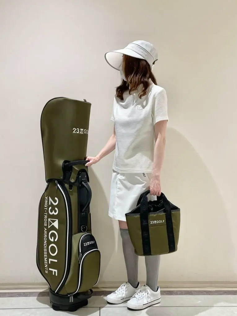 23区GOLF 松山 コーディネート画像