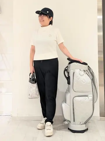 23区GOLF 市川真理子 コーディネート画像