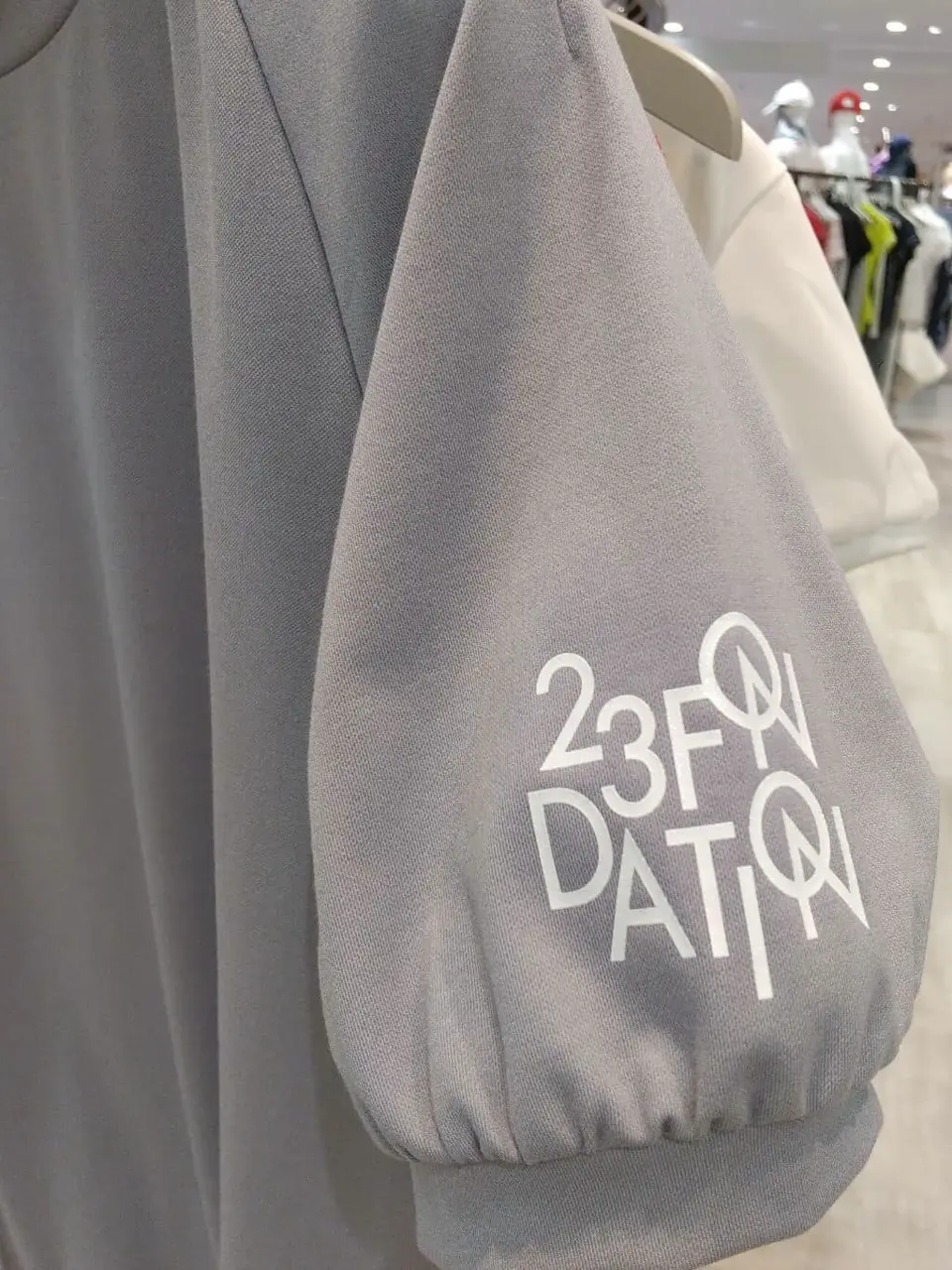 23区GOLF スタッフ コーディネート画像