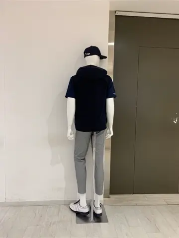 23区GOLF 松屋スタッフ コーディネート画像